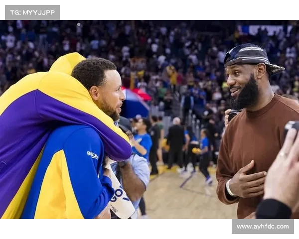 NBA球迷文化探析:从热爱到社区构建,全球粉丝如何塑造篮球生态 NBA球迷文化探析:从热爱到社区构建,全球粉丝如何塑造篮球生态
